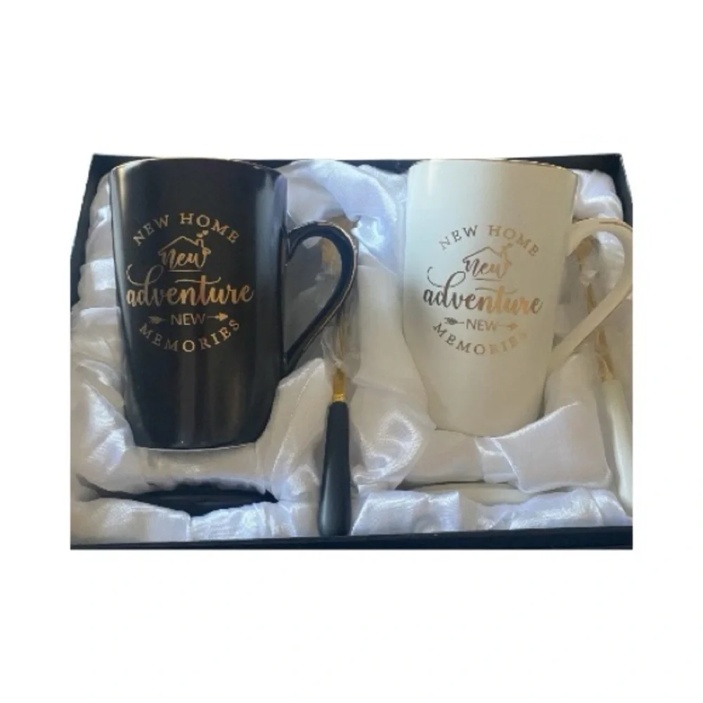 NWT-HOUSE WARMING GIFT-Elegant Black and White Mug Set with Gold Spoons